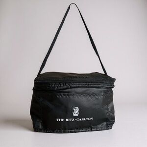VTG The Ritz-Carlton Cooler Lunchbox Zip-top Promo Swag Softshell Bougie Hotel